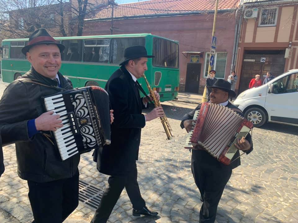 В Ужгороді проходять зйомки художнього фільму за участі ромів