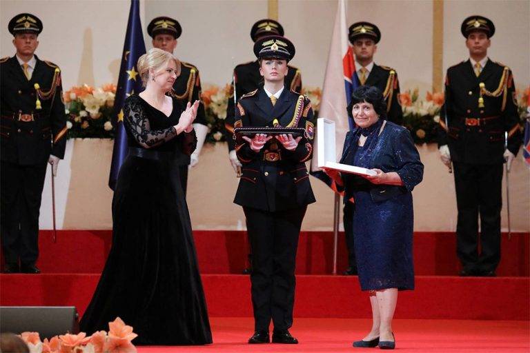 Президентка Словацької Республіки відзначила високими державними нагородами Людовіта Діді та Анну Коптову